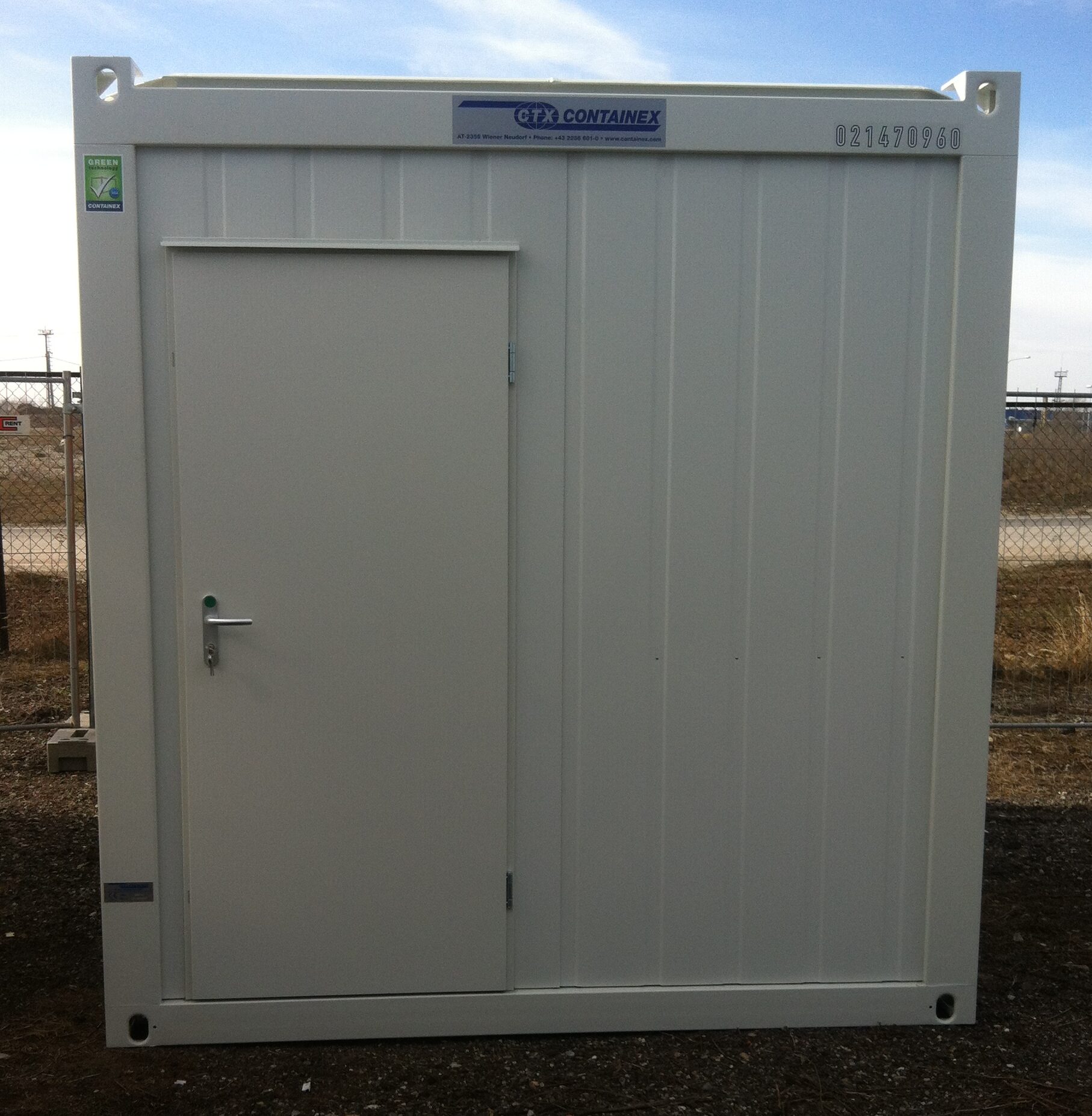 Containex standard soojak 2.4 x 6m, helehall RAL 9002 / interjöör tamm