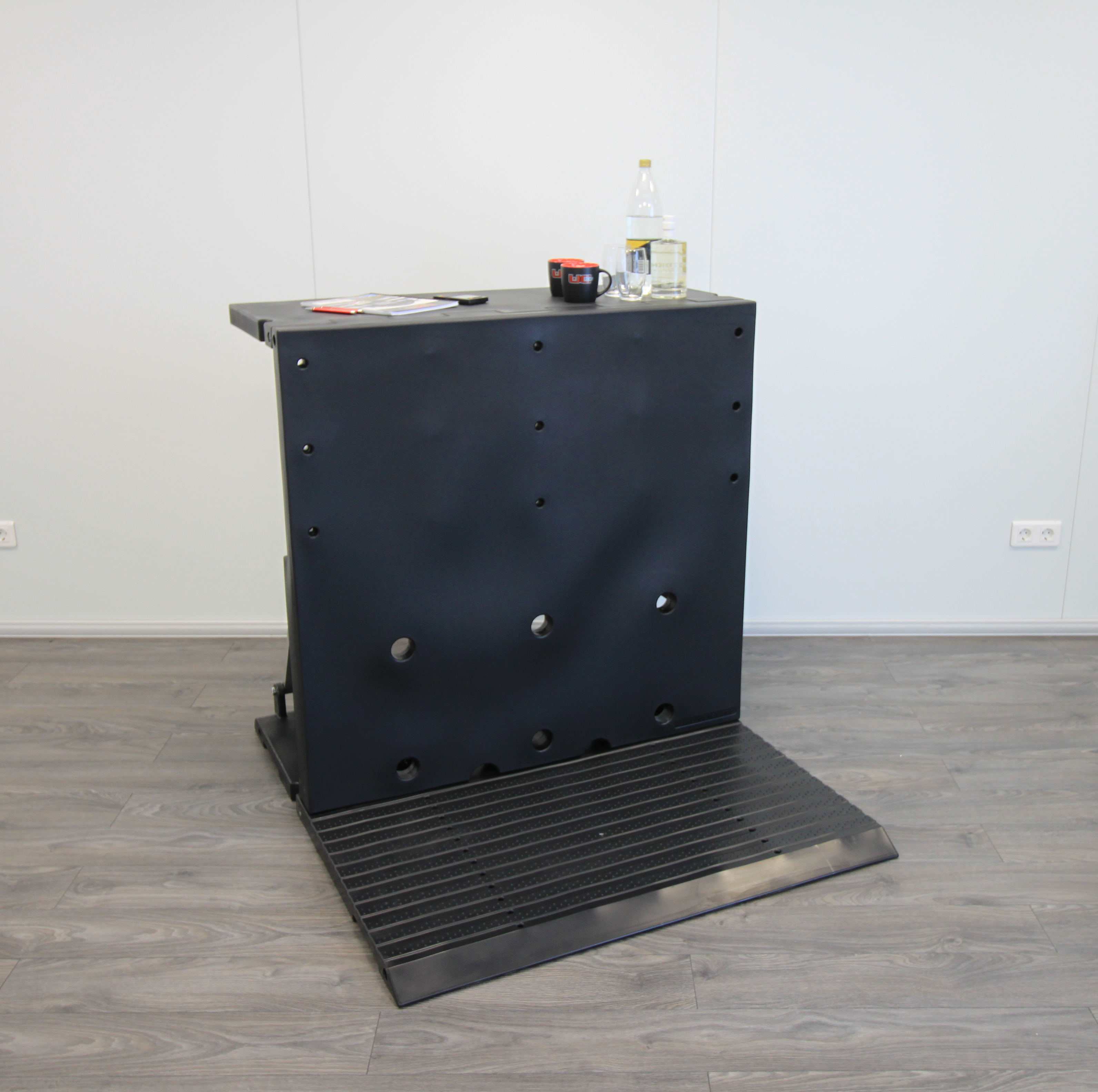 Service barriers