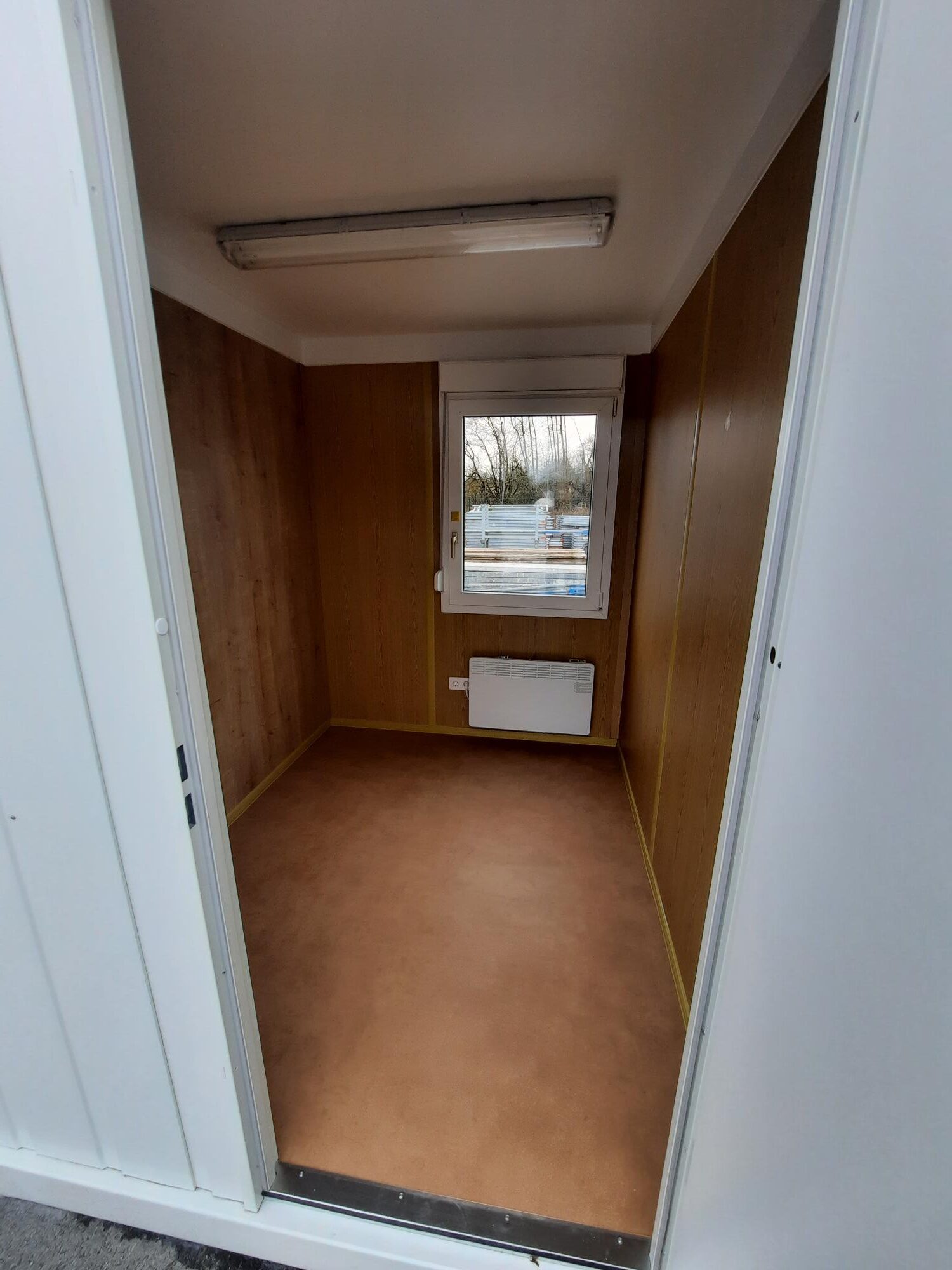 Containex standard 3 - toaline soojak 2.4 x 6m